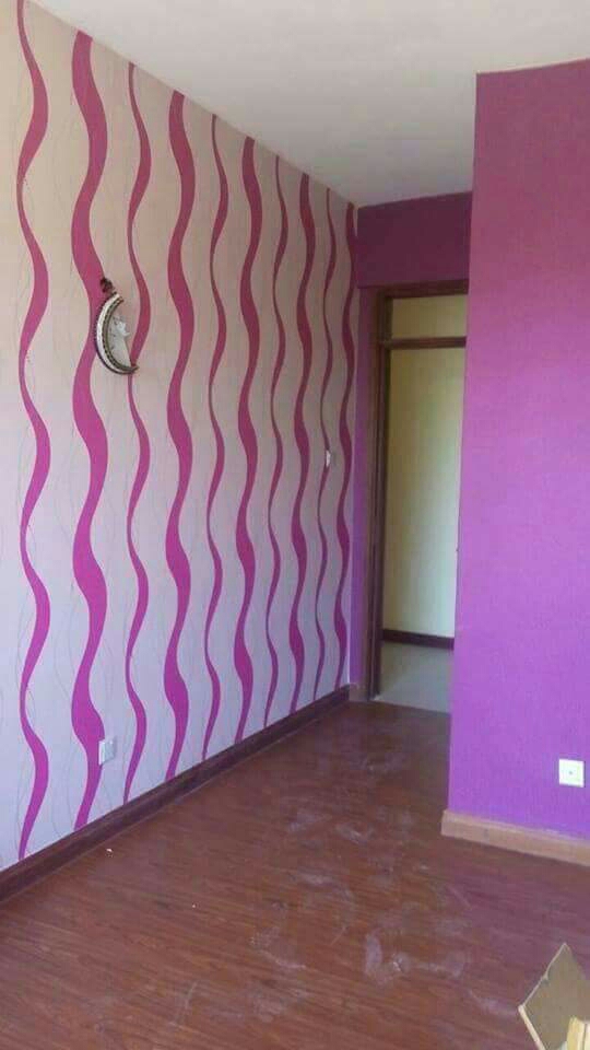 Pink stripe wallpaper