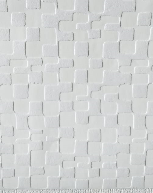 Patterned texture on pain-table wallpaper