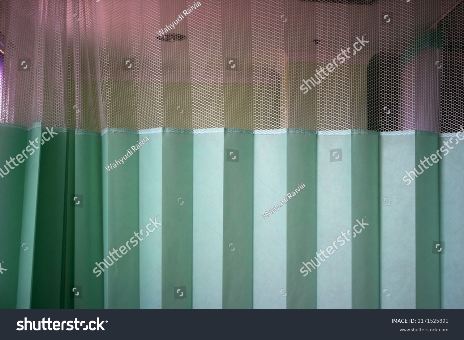 green disposable curtains